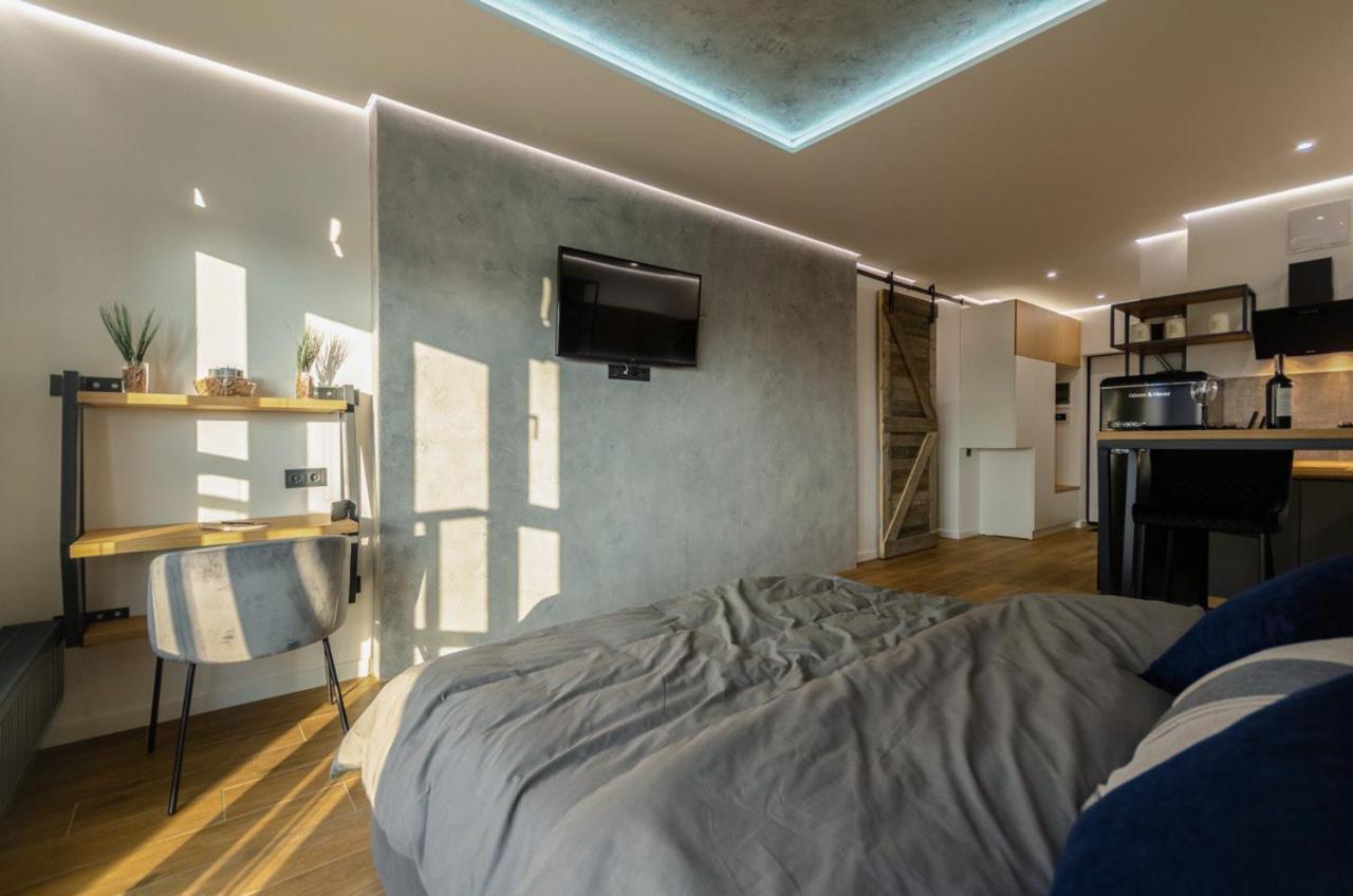 Apartament Vip - Smart Kijów Zewnętrze zdjęcie